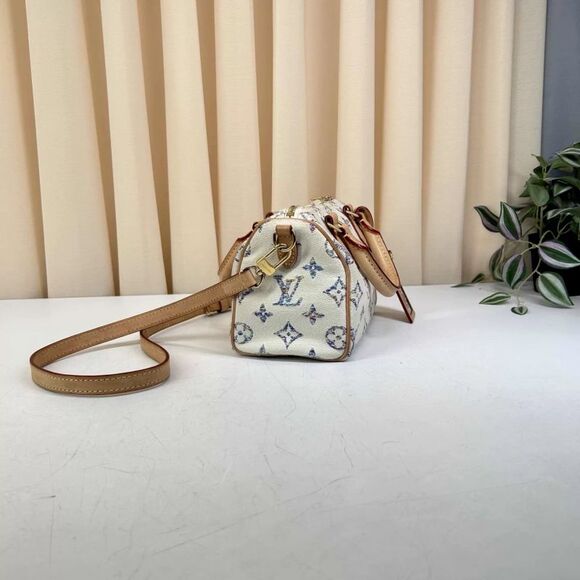 Louis Vuitton Women Pre-Loved Bag Very Good Condition - Picture 3 of 4